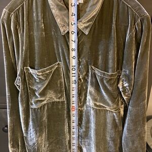 Pilcro Velvet Shirt Jacket in Olive